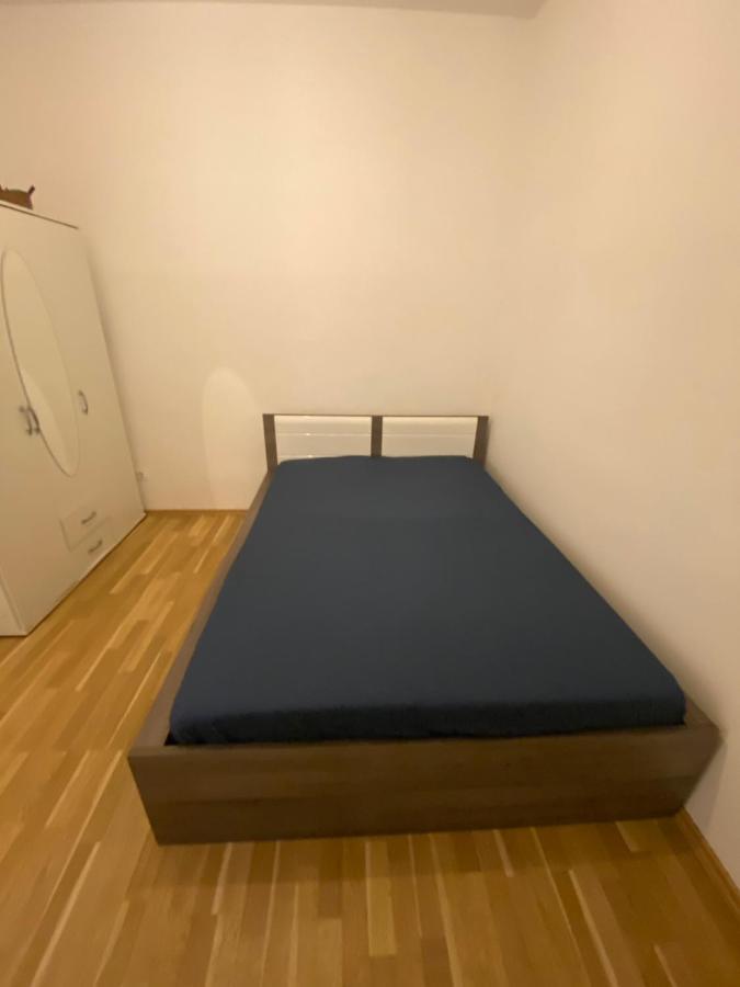 Apartament Wien1150 1 *